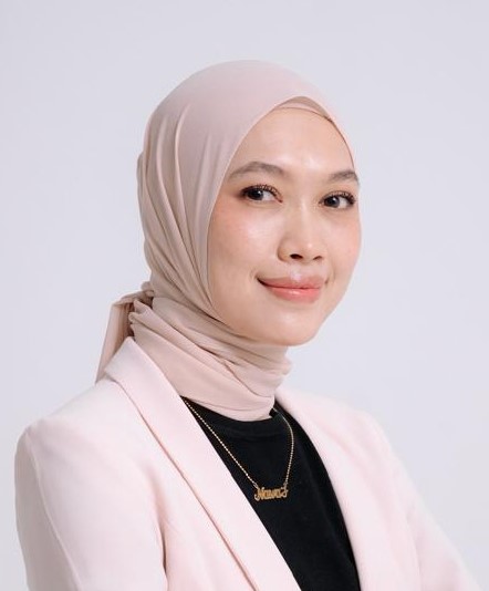 Dr. Hj. Munawaroh, S.E., M.M.
